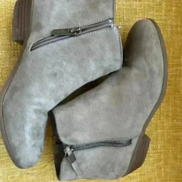 Circus By Sam Edelman Taupe Chelsea Boots Girls Sz 3 - Picture 4 of 9